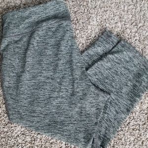 Old Navy Active capris